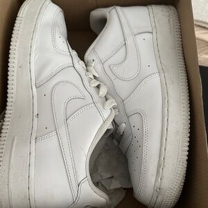 White Athletic Sneakers Nike AF1